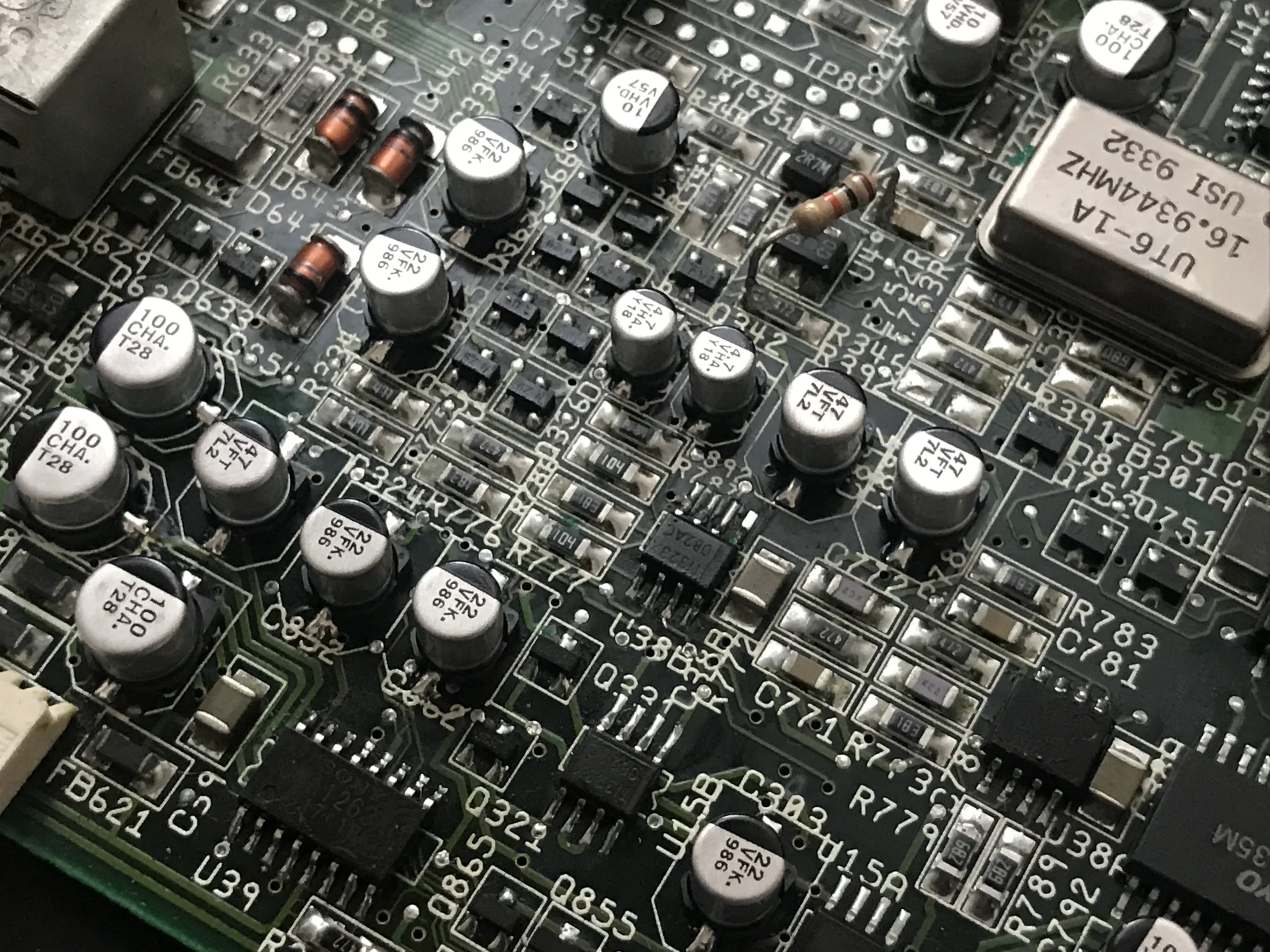 SMD Capacitors Amiga CD32 SMD Capacitors Amiga CD32