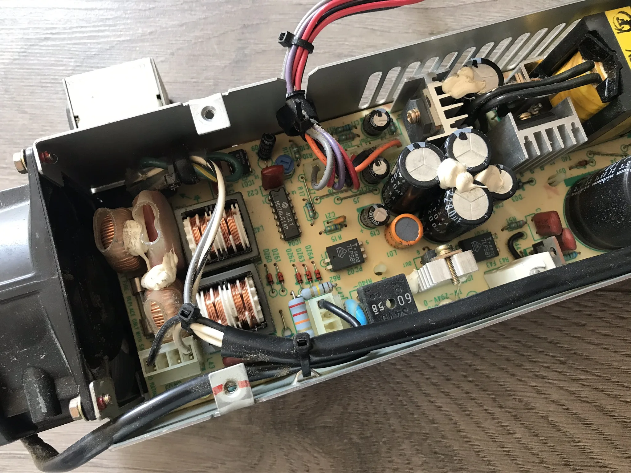 Amiga 1000 PSU Pre being recapped. Amiga 1000 PSU Pre being recapped.